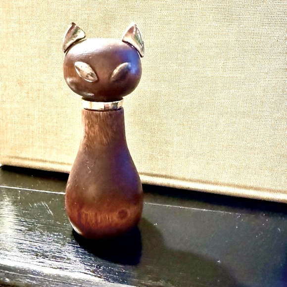 Vintage Cat Bottle Opener. Head pulls off. - Picture 2 of 5